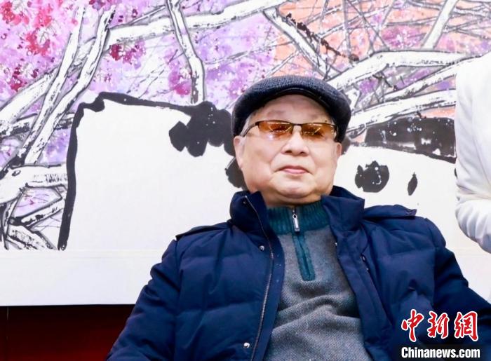 梁文尧写意花鸟画展开幕 雅俗共赏彰显“海派”艺术精神