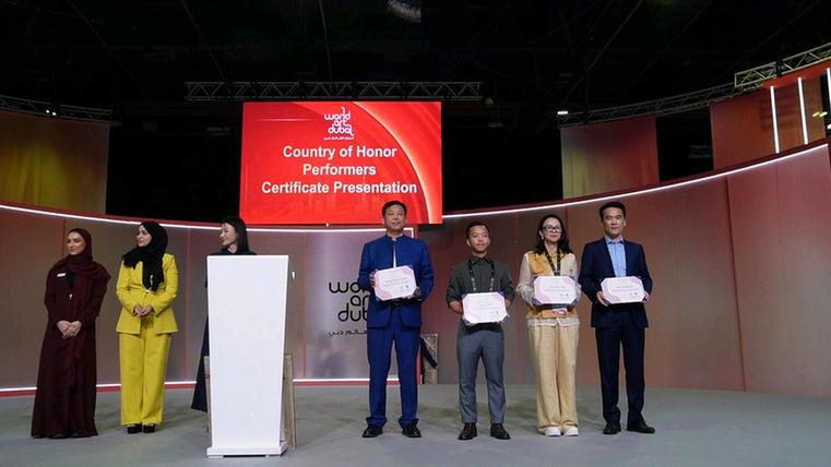 书法家杨拴明作品著作权证书达20万份