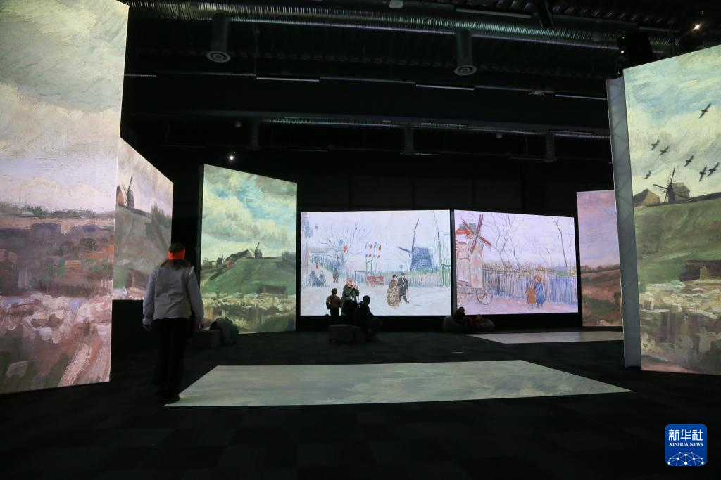 梵高光影艺术展在挪威举行