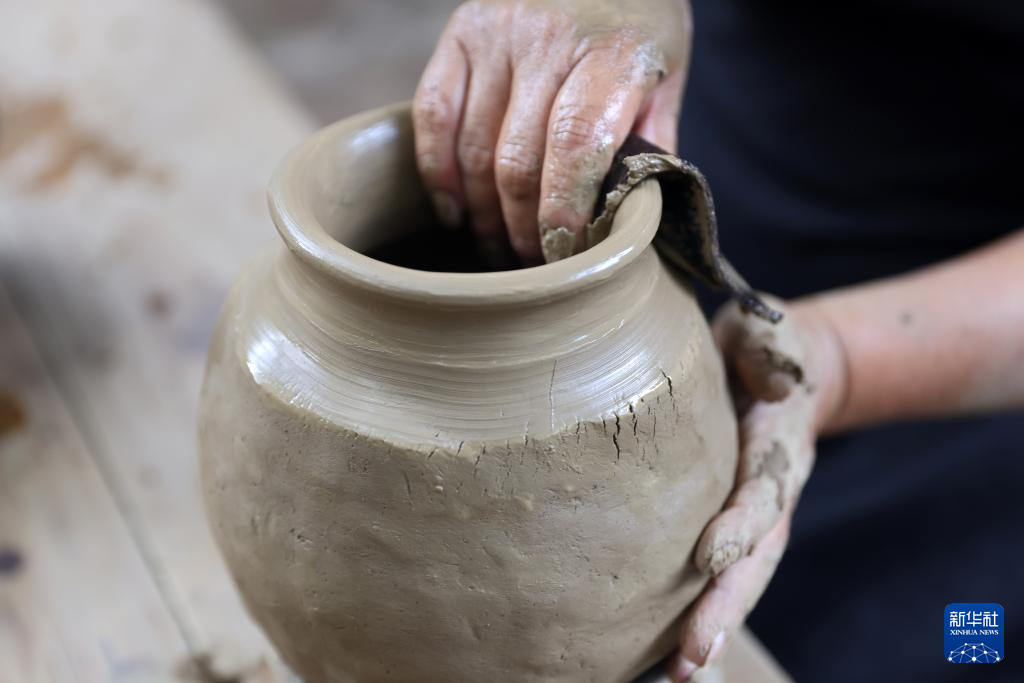 墨西哥瓦哈卡：黑陶映照传统之光