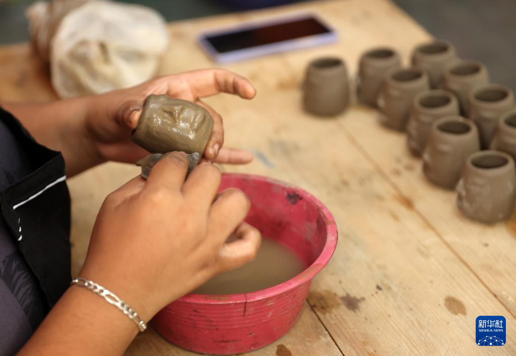 墨西哥瓦哈卡：黑陶映照传统之光